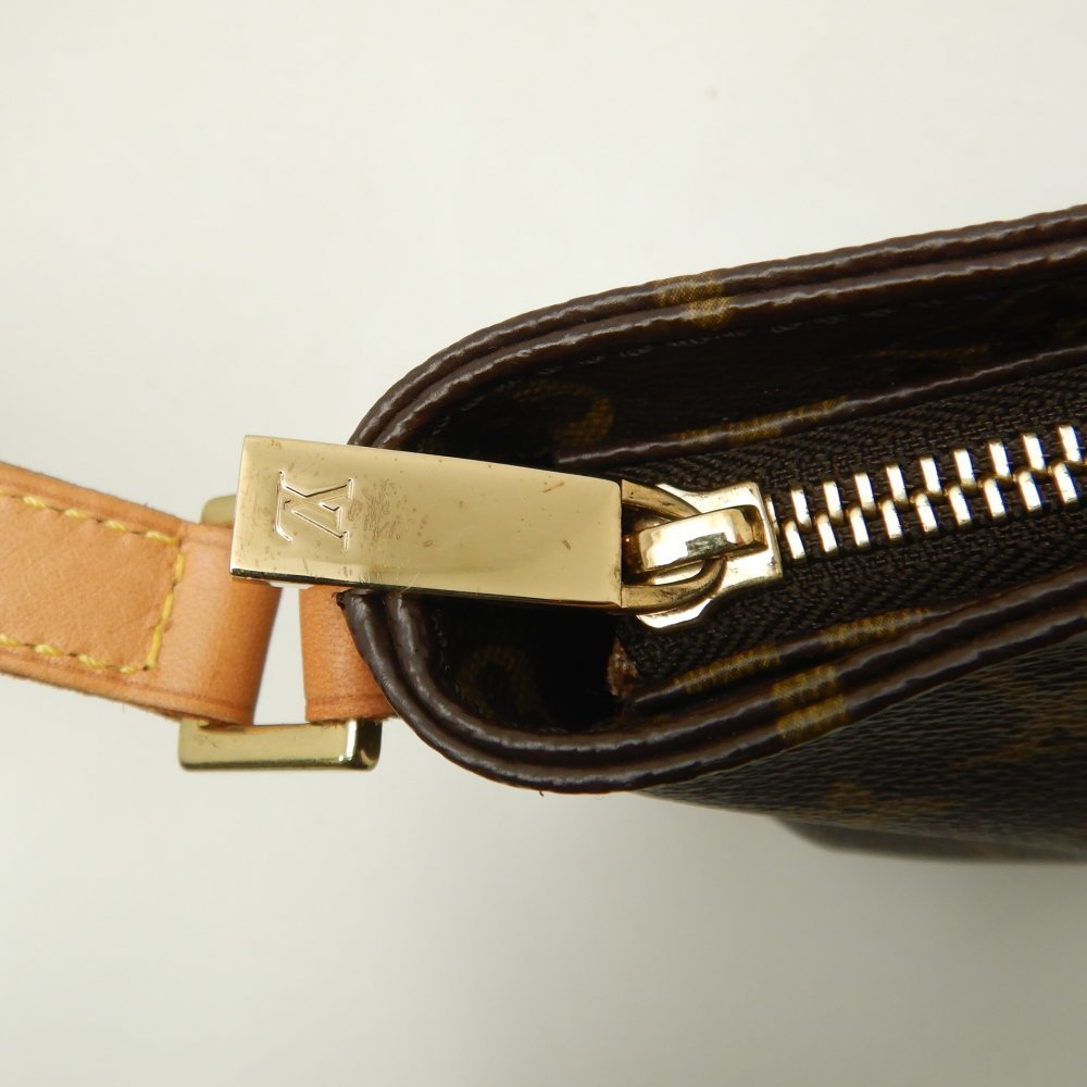 Louis Vuitton Monogram Trotteur Shoulder Bag Brown - Picture 6 of 7